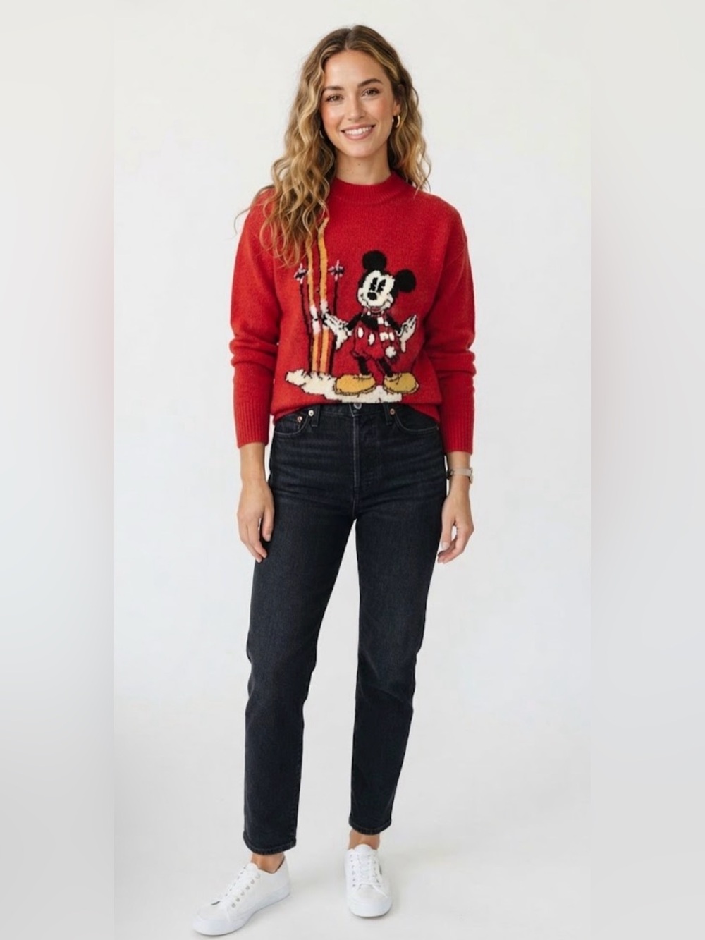 H&M Red Mickey Graphic Crewneck Sweater size Medium